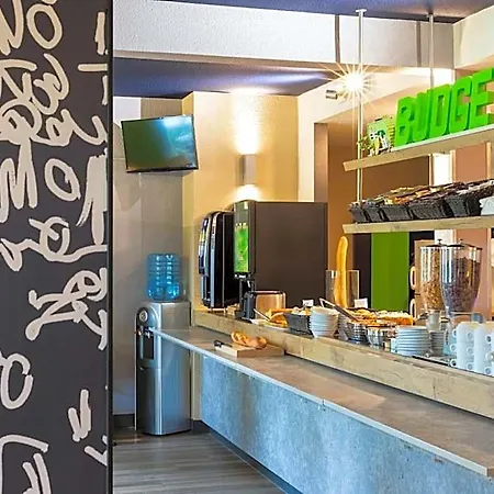 Ibis Budget Sur Szálloda 2*