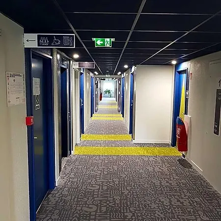 Ibis Budget Sur Hotel 2*