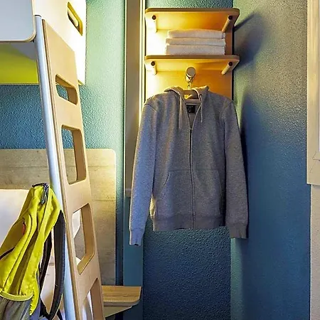 Ibis Budget Sur Hotel 2*